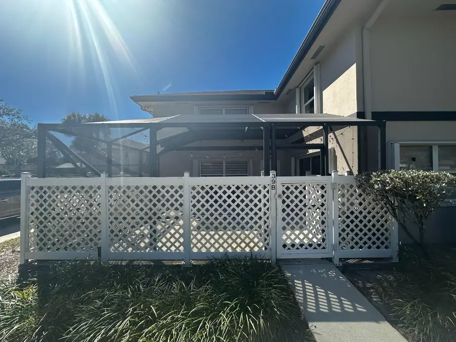 39 Essex Court #B, West Palm Beach, FL 33411 - #2