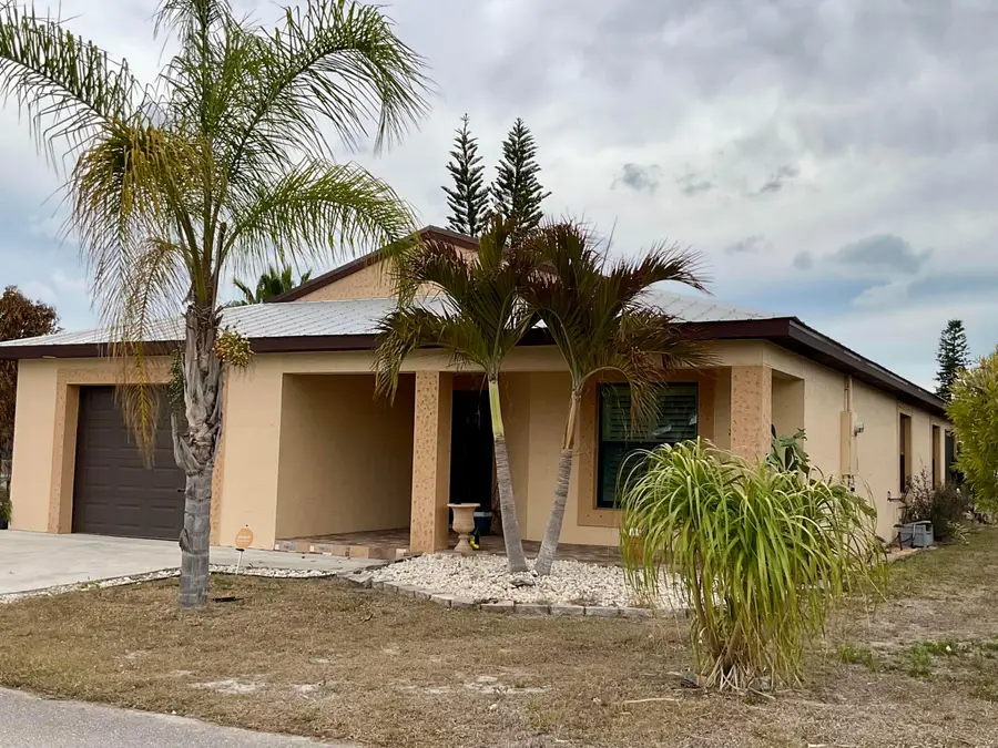 2 Antigua Lane, Port Saint Lucie, FL 34952 - #2