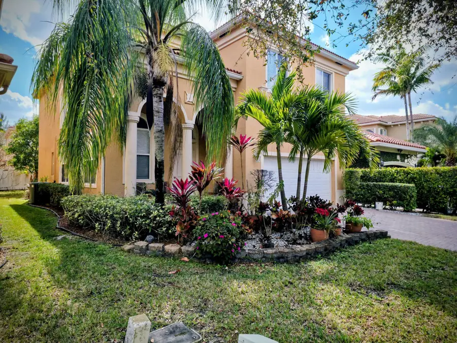 236 Gazetta Way, West Palm Beach, FL 33413 - #2