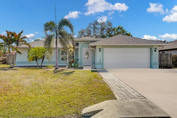 1757 SE Mariana Road, Port St Lucie, FL 34952