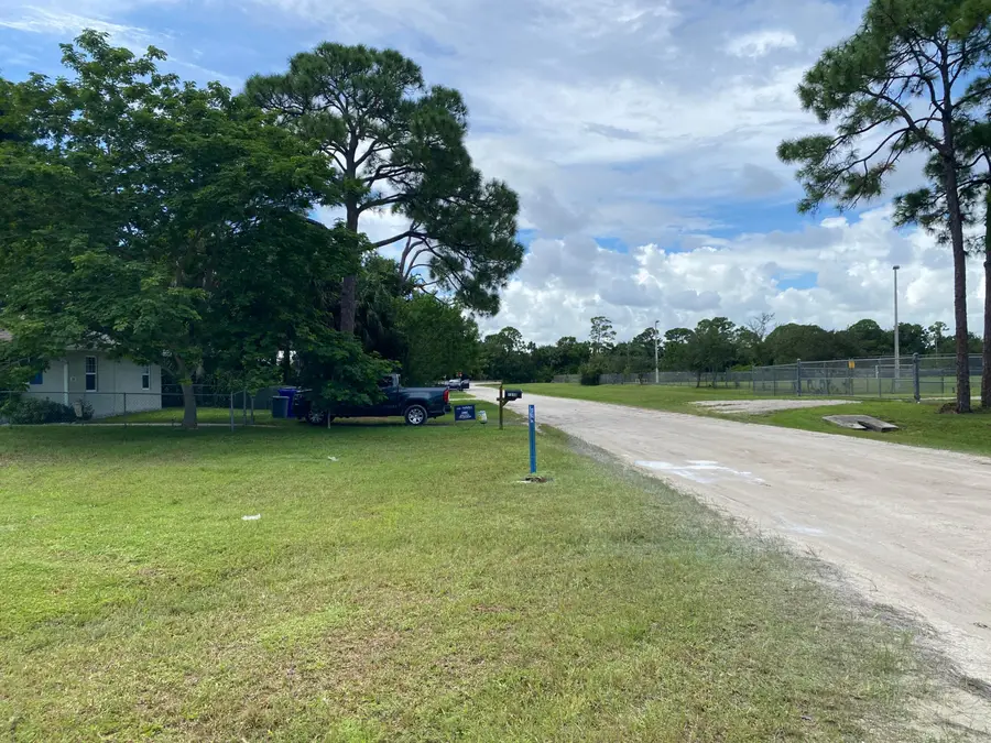 1206 17th Avenue Sw, Vero Beach, FL 32962 - #2