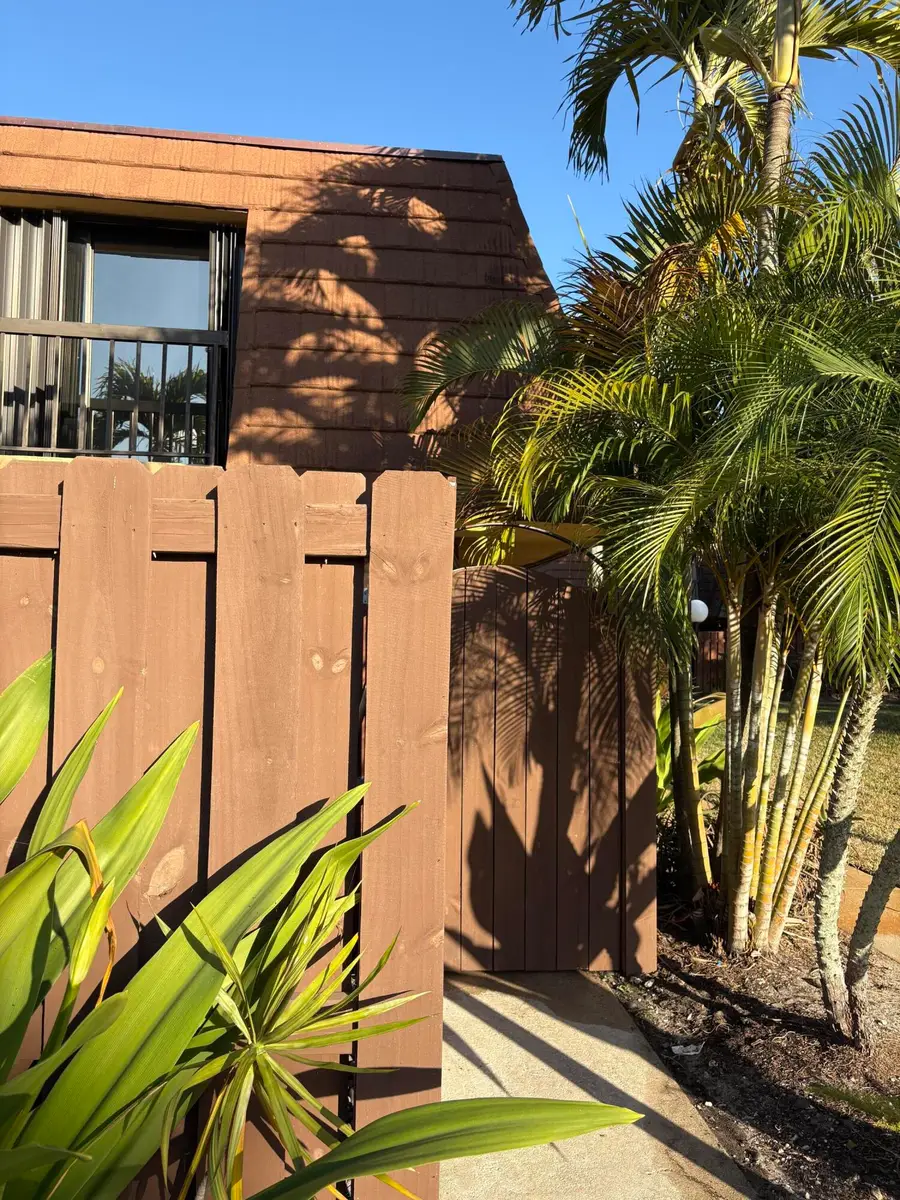 825 Center Street #49d, Jupiter, FL 33458 - #3