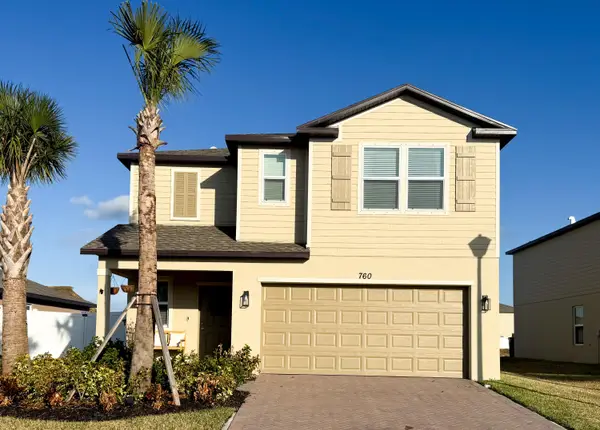 760 Carlyle Way, Fort Pierce, FL 34947