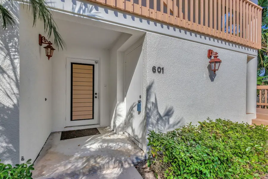 601 Brackenwood Cove, Palm Beach Gardens, FL 33418 - #3