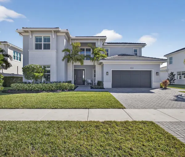 9221 Crestview Circle, West Palm Beach, FL 33412