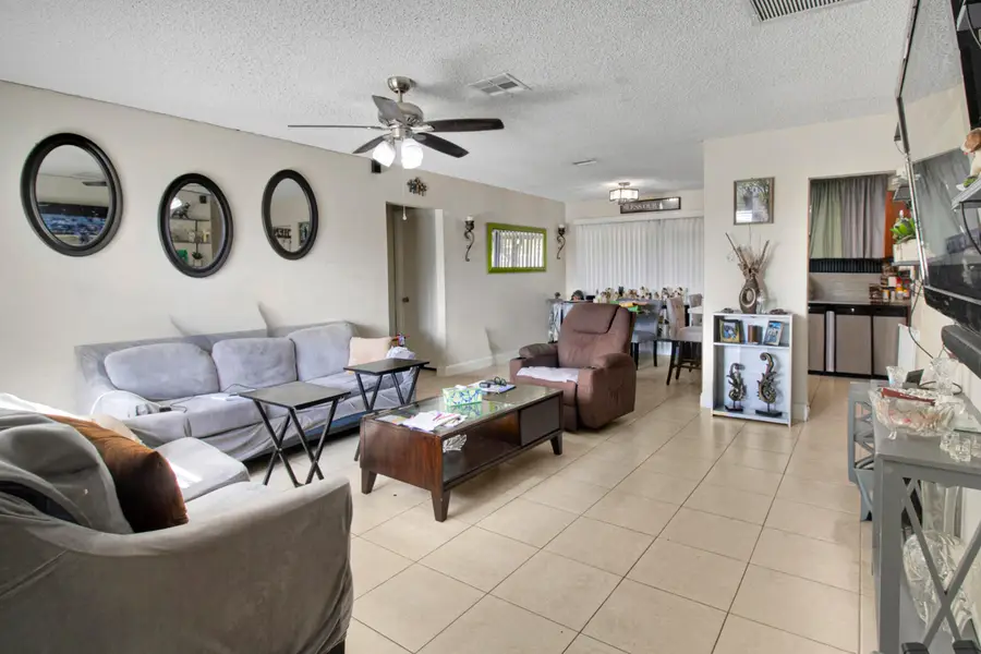 5591 Cynwyd Circle, Lake Worth, FL 33463 - #3