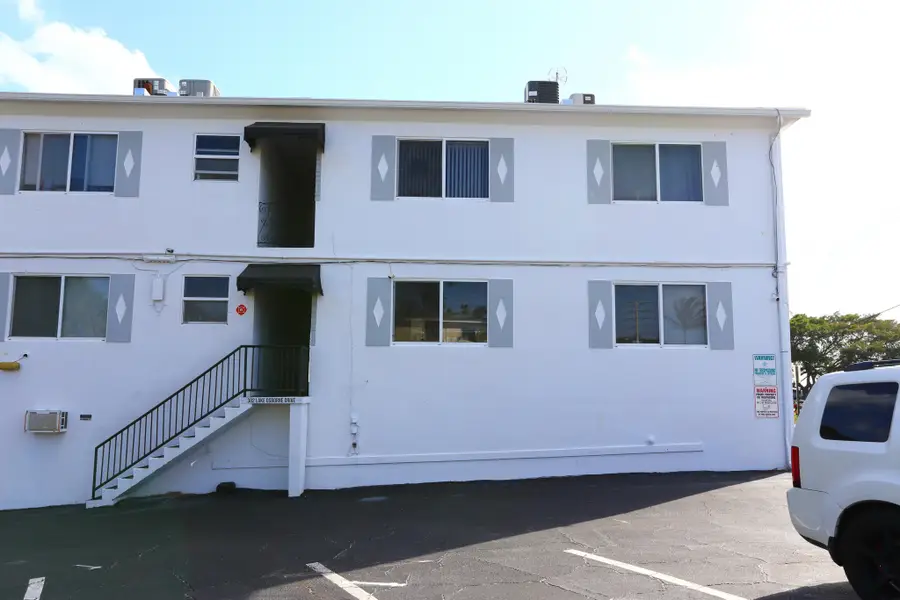 302 Lake Osborne Drive #9, Lake Worth, FL 33461 - #2