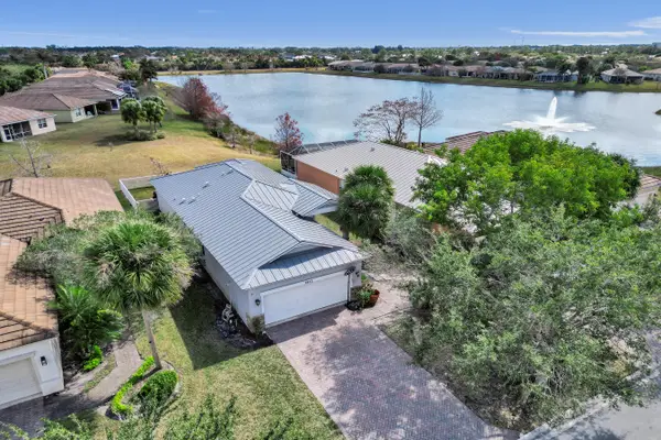 9872 SW Glenbrook Drive, Port St Lucie, FL 34987