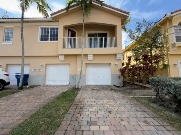 1712 Carvelle Drive, West Palm Beach, FL 33404
