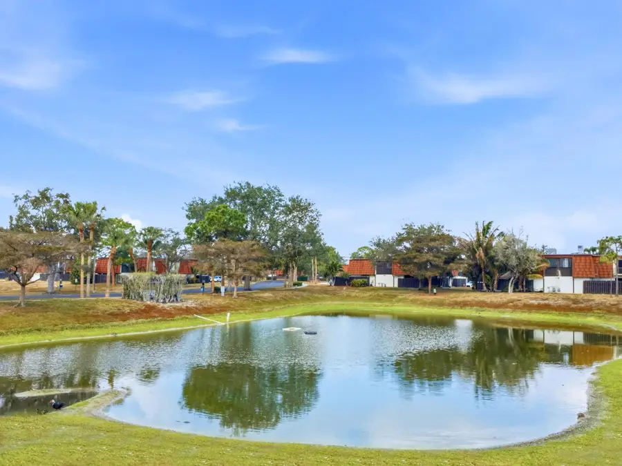 2221 White Pine Circle #B, Greenacres, FL 33415 - #3