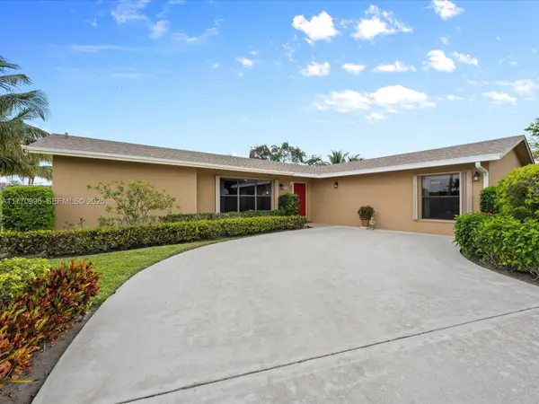 102 Chapel Lane, Tequesta, FL 33469
