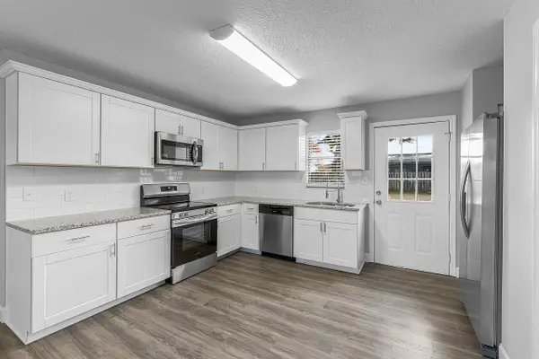 908 Landsdowne Drive, Sebastian, FL 32958