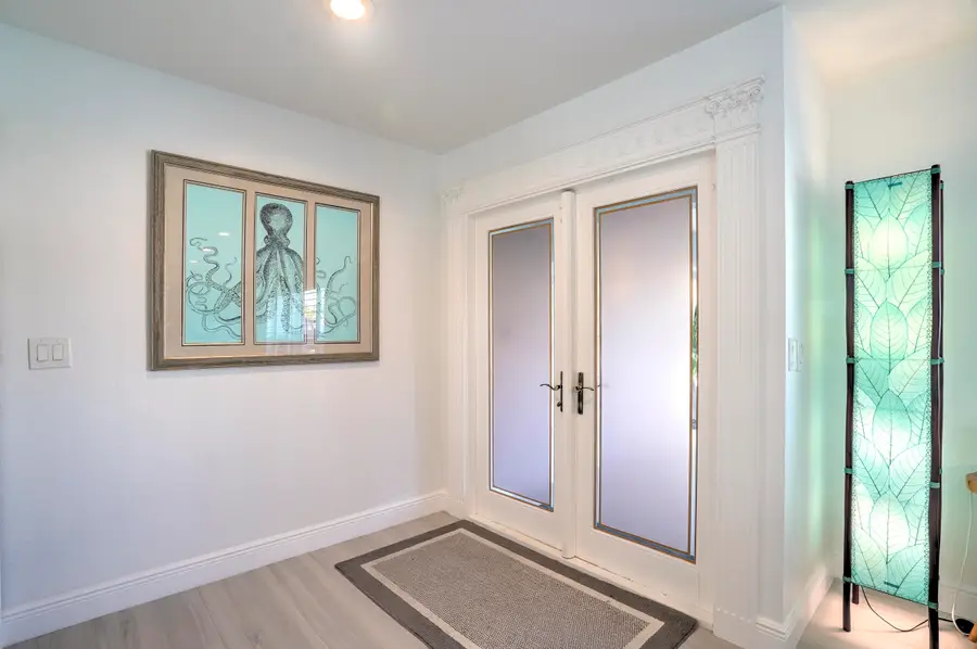 1201 Singer Drive, West Palm Beach, FL 33404 - #3