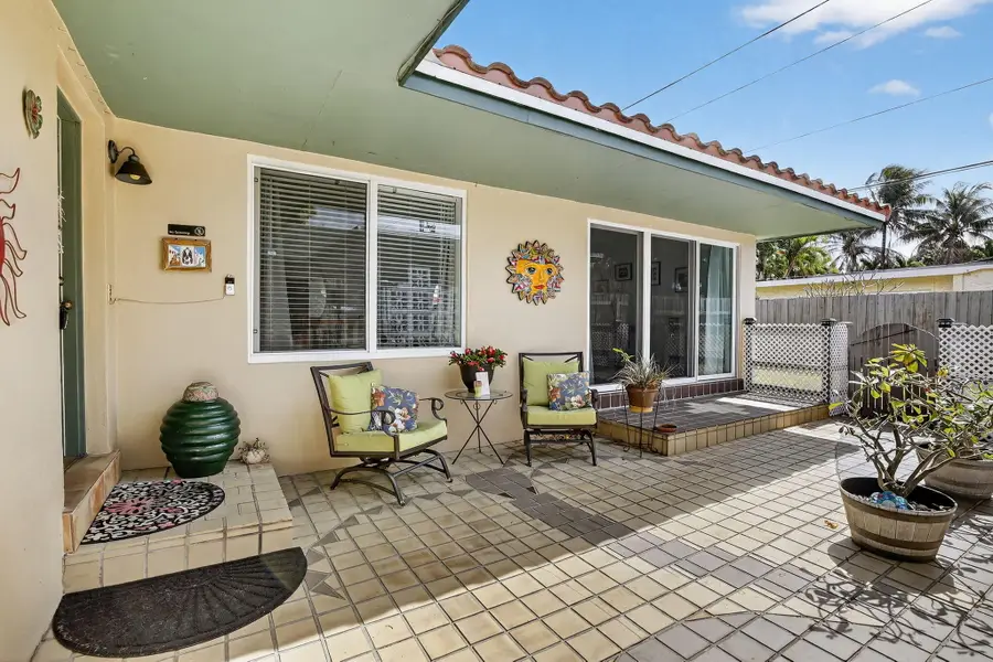 882 Azalea Court, Plantation, FL 33317 - #3