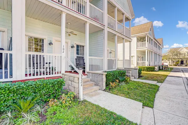 3324 Monterey Square Lane #102, Fort Pierce, FL 34982