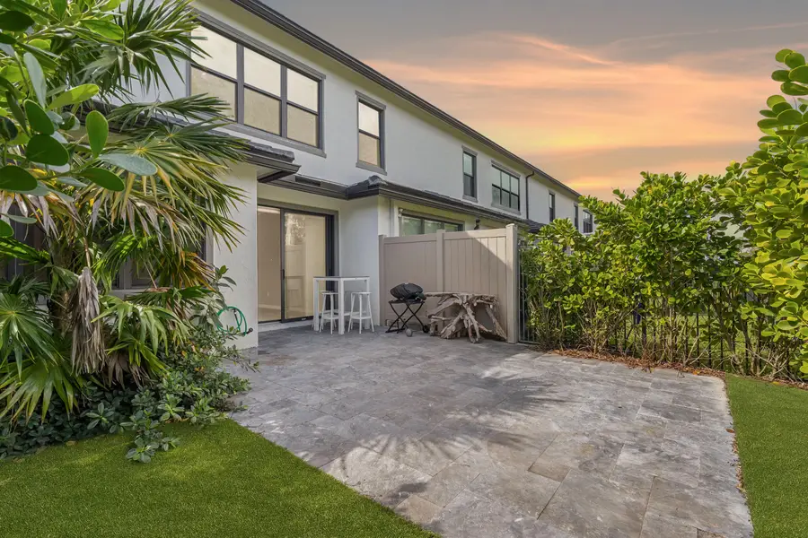 2147 Appleton Circle N, Fort Lauderdale, FL 33309 - #2