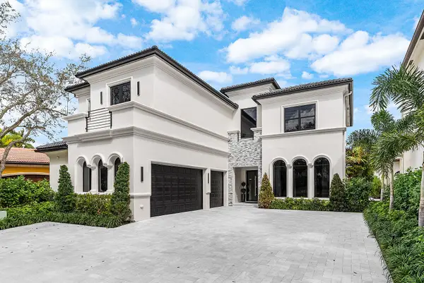 17760 Villa Club Way, Boca Raton, FL 33496