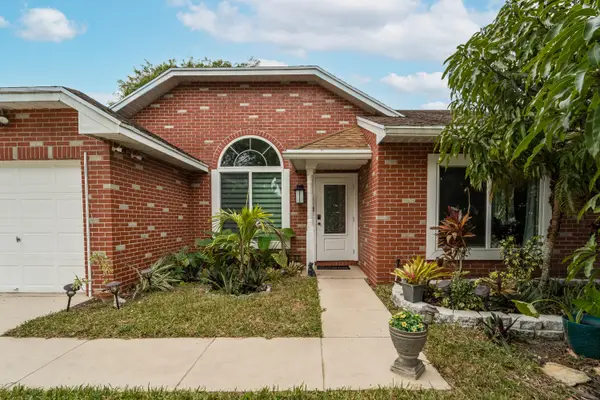 8208 Scenic Turn, Boca Raton, FL 33433