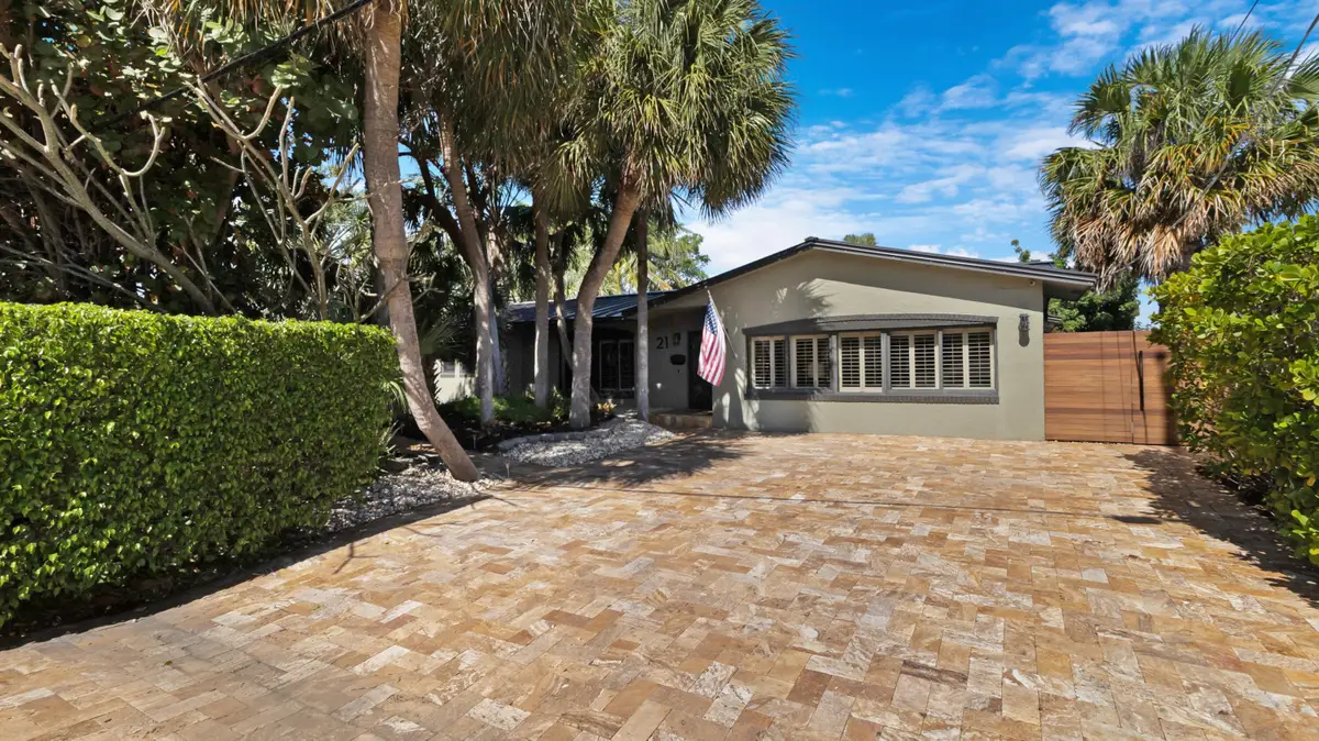 21 SE 14th Street, Pompano Beach, FL 33060 - #1