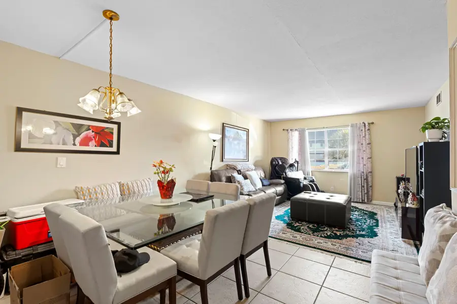 475 SE 8th Street #119, Deerfield Beach, FL 33441 - #3