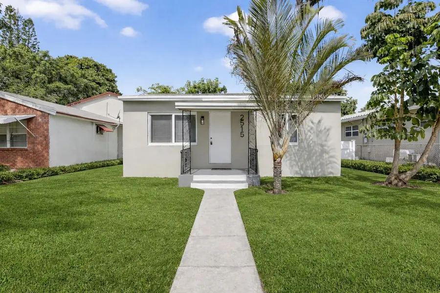 2515 Roosevelt Street, Hollywood, FL 33020 - #2