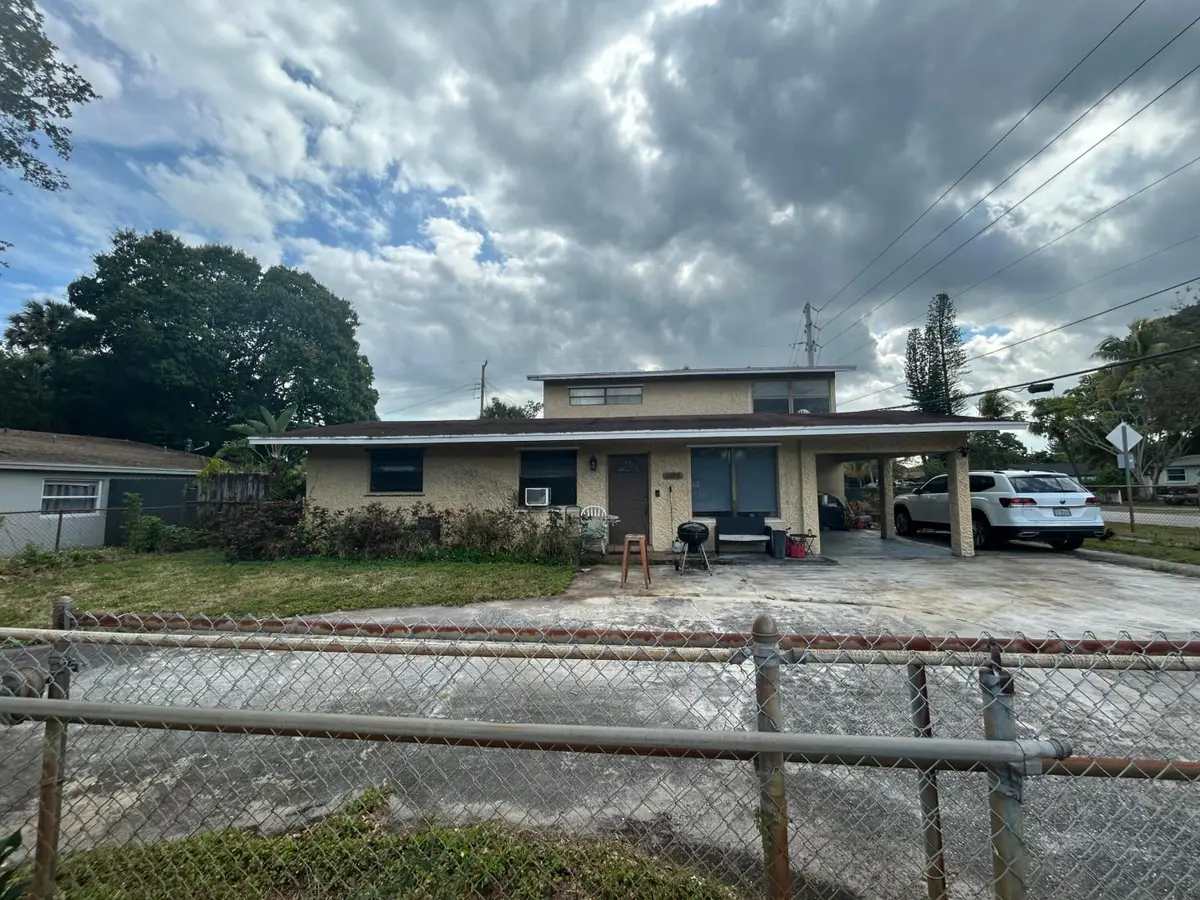 3390 NW 8th Place, Lauderhill, FL 33311 - #1