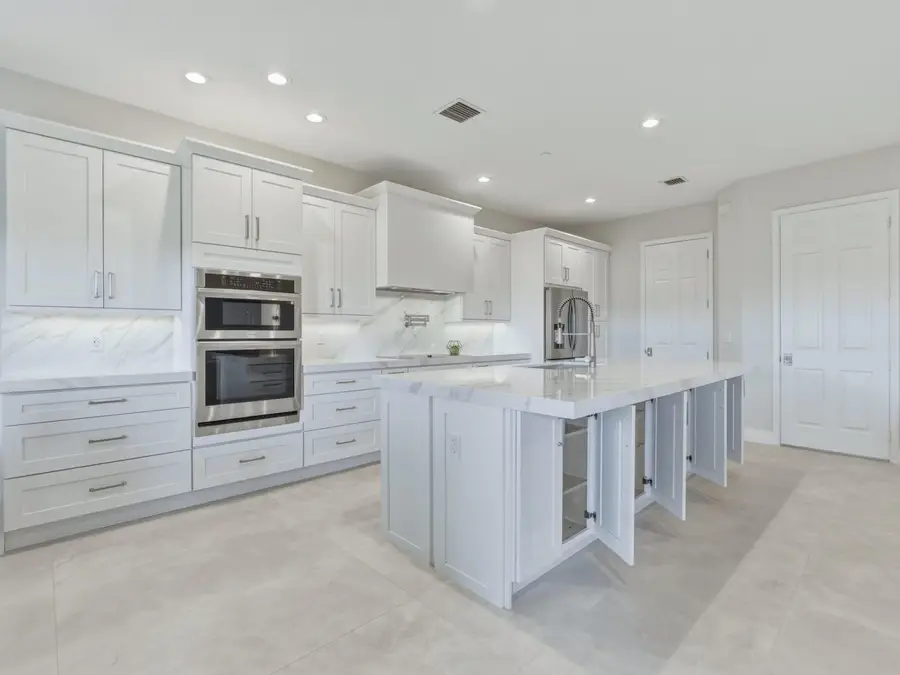 34 Lancaster Road, Boynton Beach, FL 33426 - #2