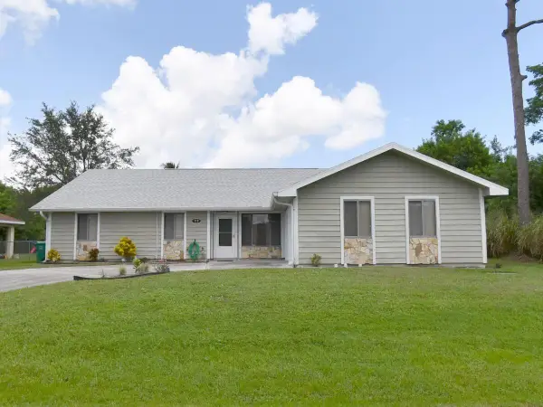 119 SW Fairchild Avenue, Port St Lucie, FL 34984