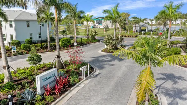 419 Salisbury Circle, Fort Pierce, FL 34982 - #2