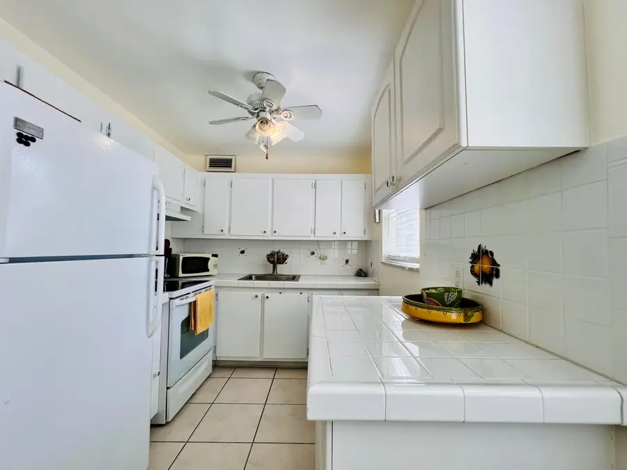 173 Dorchester H, West Palm Beach, FL 33417 - #3