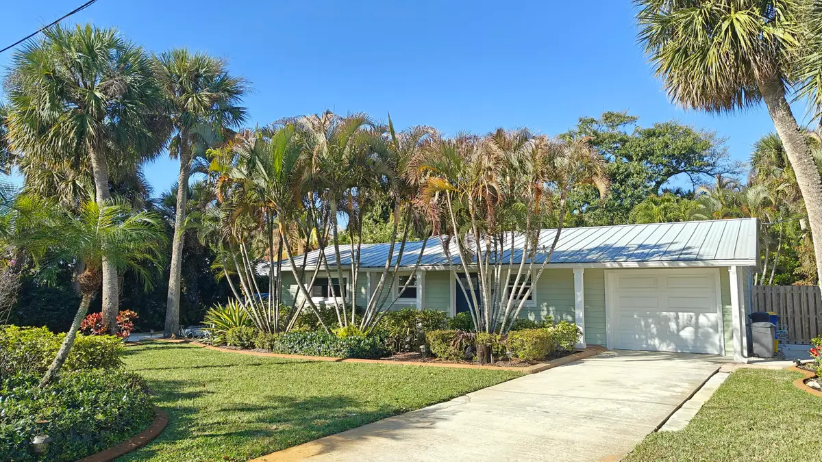 282 SE Edgewood Drive, Stuart, FL 34996 - #1