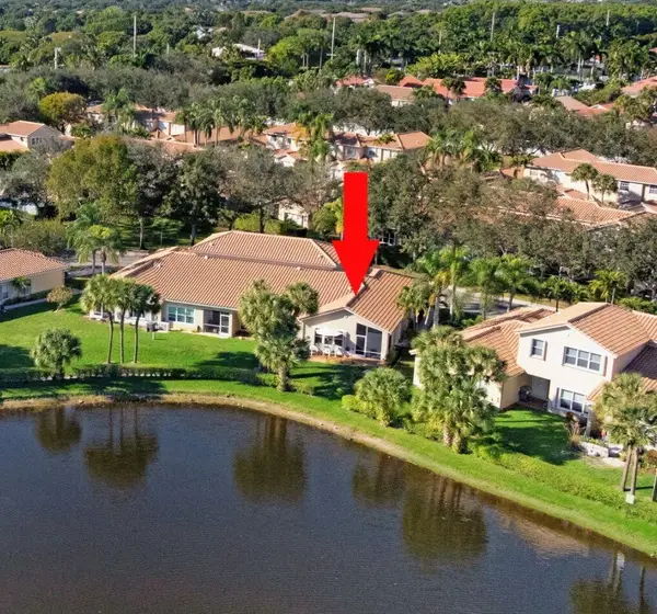 6388 Park Lake Circle, Boynton Beach, FL 33437
