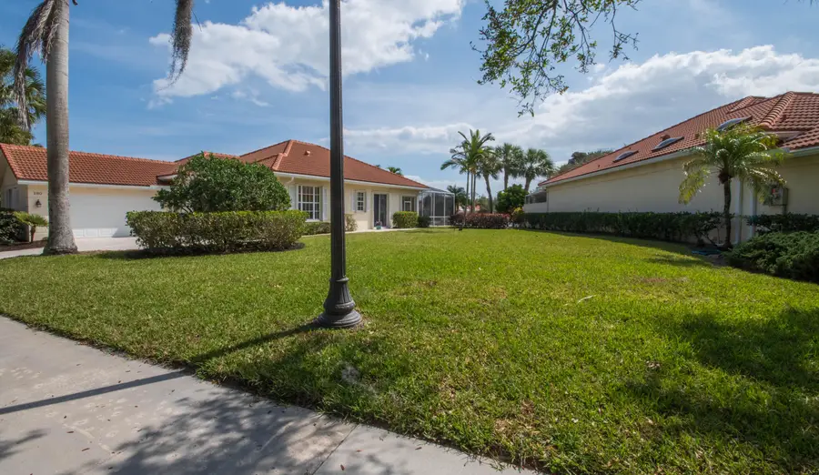 280 Kelsey Park Circle, Palm Beach Gardens, FL 33410 - #2