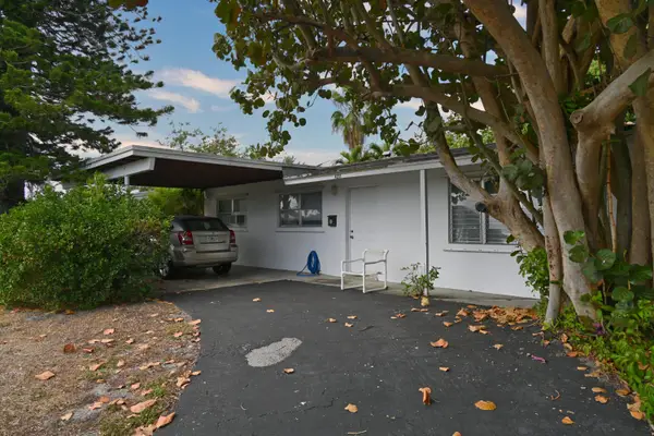 4231 Arbor Way, Palm Beach Gardens, FL 33410