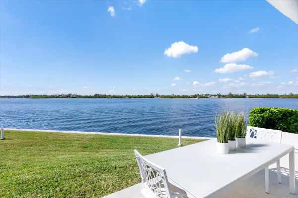 2760 S Ocean Boulevard W #107, Palm Beach, FL 33480