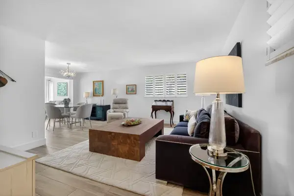 33 Colonial Club Drive #104, Boynton Beach, FL 33435