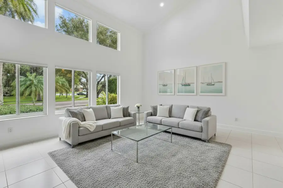 2801 Embassy Drive, West Palm Beach, FL 33401 - #3