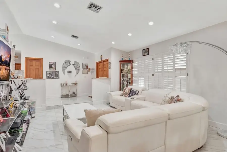 1280 NW 114th Avenue, Coral Springs, FL 33071 - #2