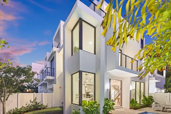 201 SE 4th Avenue, Delray Beach, FL 33483