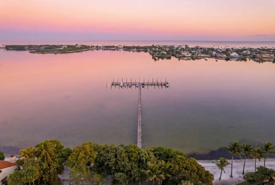 16 Via Lago, Boynton Beach, FL 33435 - #2