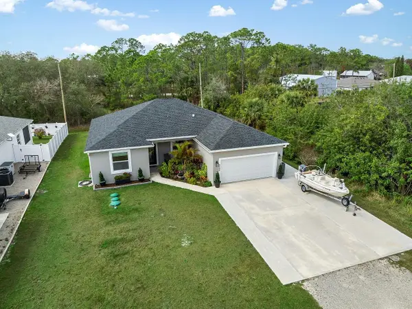 9225 103rd Court, Vero Beach, FL 32967
