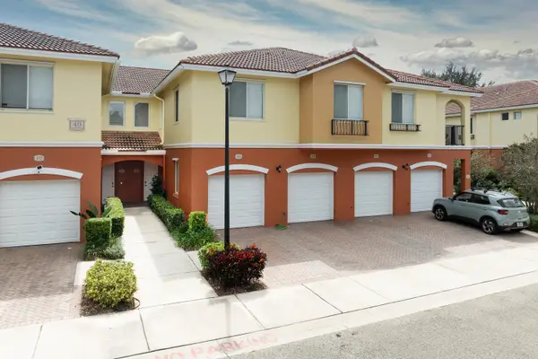 40 SE Sedona Circle #103, Stuart, FL 34994