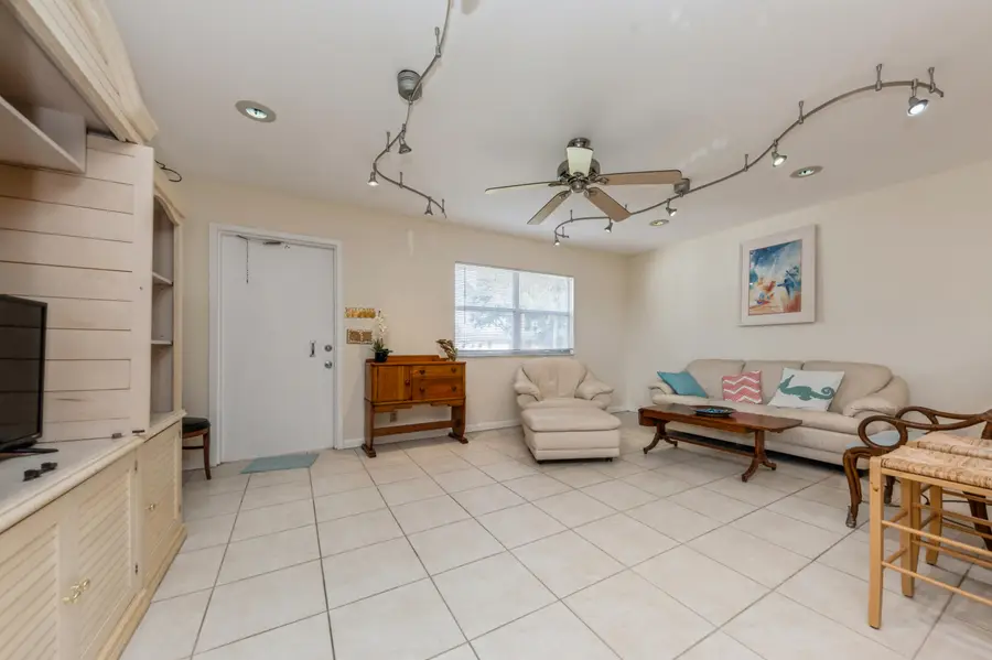 98 Waterford E #E, Delray Beach, FL 33446 - #3