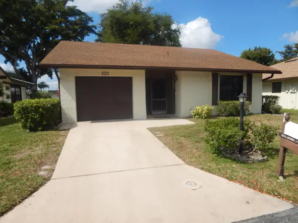 6229 Lakemont Circle, Greenacres, FL 33463