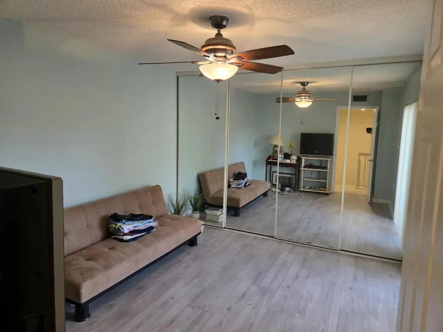 1700 Embassy Drive #512, West Palm Beach, FL 33401 - #3