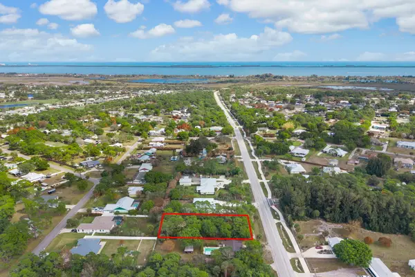 404 E Midway E Road, Fort Pierce, FL 34982
