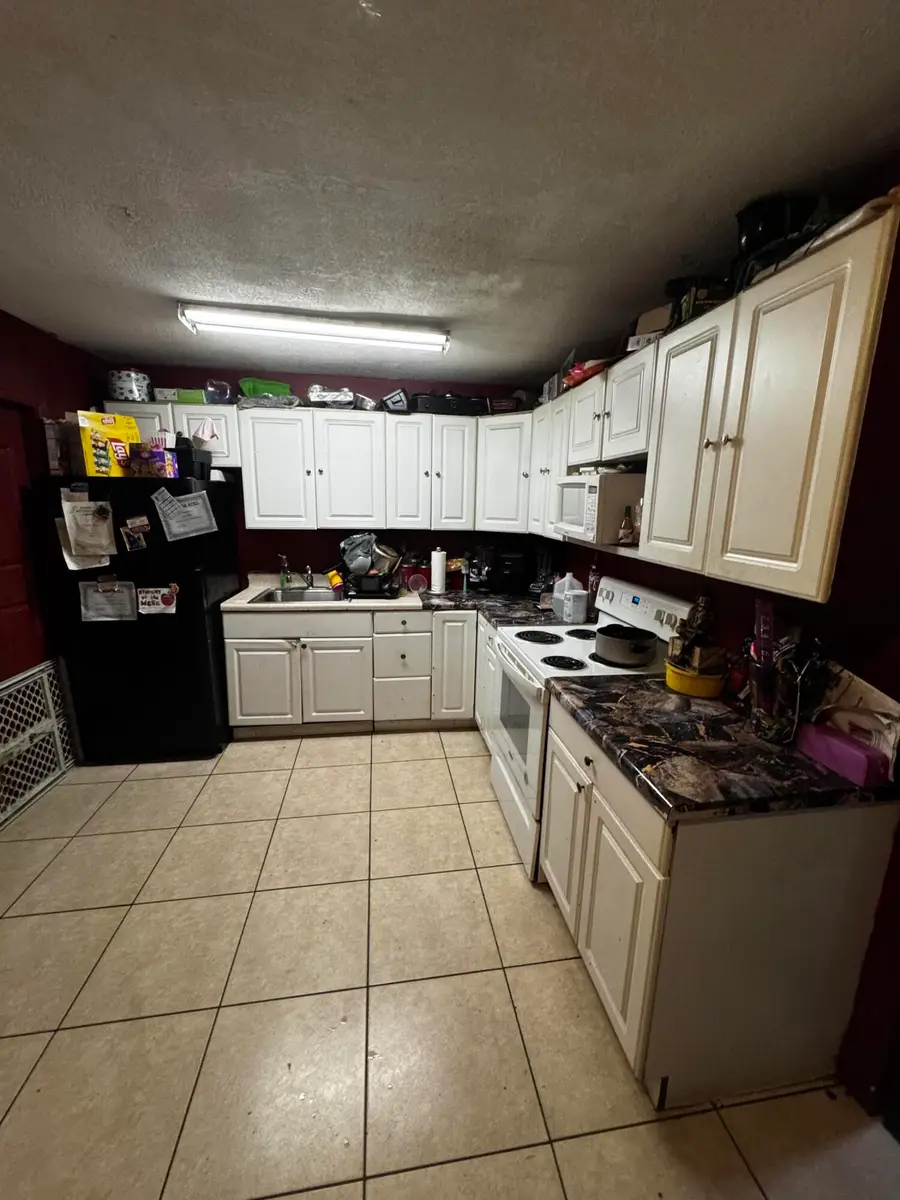 851 NW 17th Terrace, Pompano Beach, FL 33069 - #3