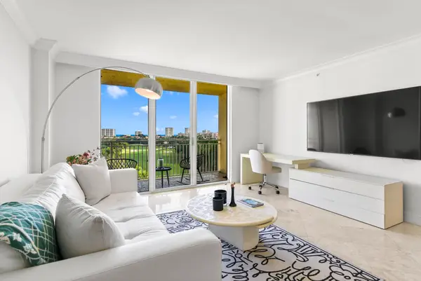 99 SE Mizner Boulevard #813, Boca Raton, FL 33432