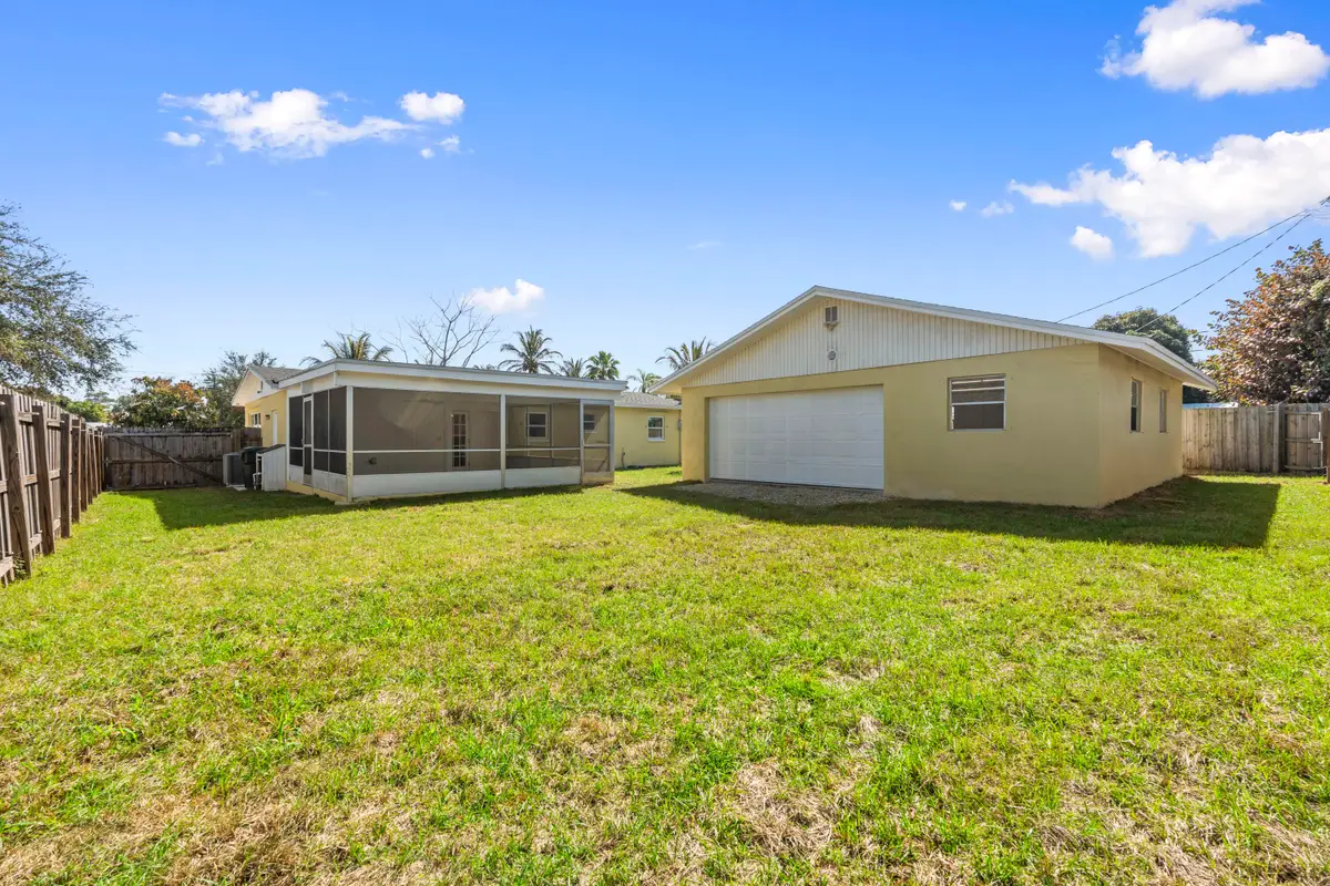 924 SE Dolphin Drive, Stuart, FL 34996 - #1