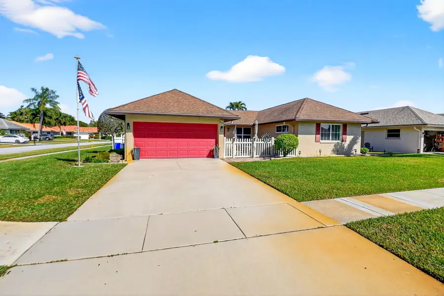 10260 Greentrail Drive N, Boynton Beach, FL 33436 - #2